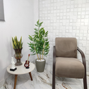Vaso em Bambu com Planta Artificial Folha Grande